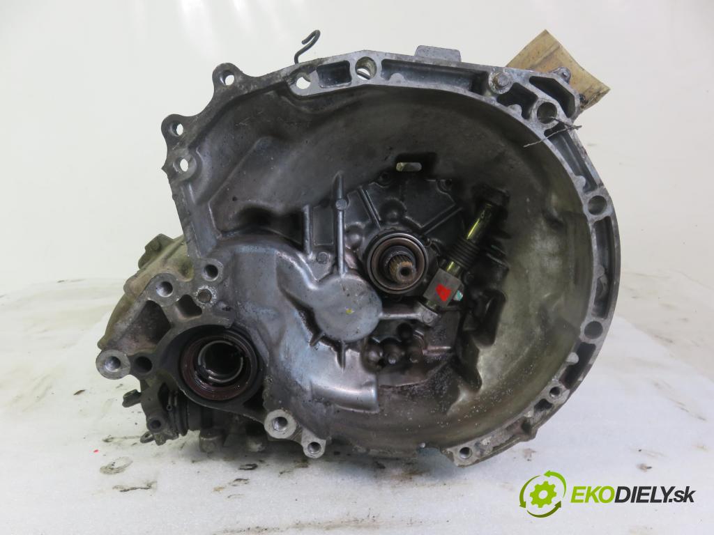 DAIHATSU SIRION (M3_) HB 2006 51,00 1 - 1KR-FE 998,00 Prevodovka MANUALNA 951
