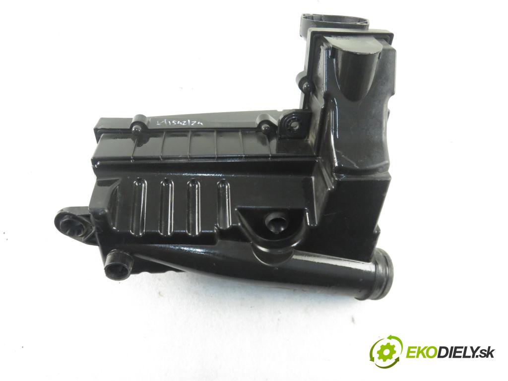 VW PASSAT B6 Variant (3C5) KOMBI 2005 77,00 1.9 TDI - BKC 1896,00 Obal filtra vzduchu 3C0129607AF (Obaly filtrov vzduchu)