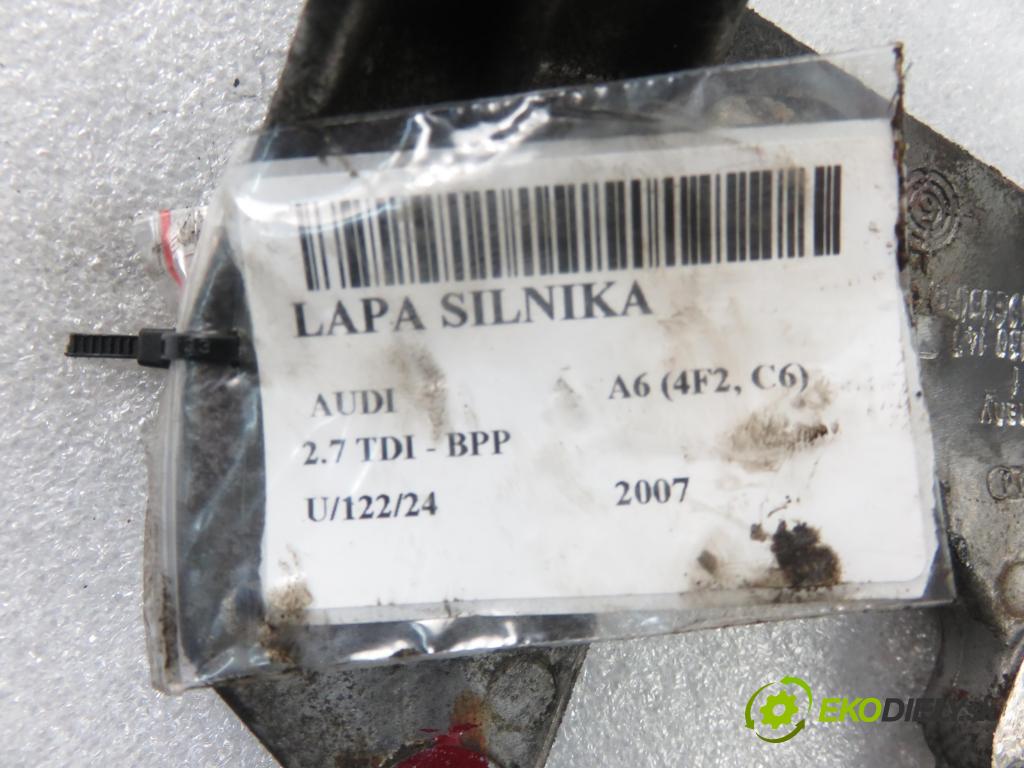 AUDI A6 (4F2, C6) SEDAN 2007 132,00 2.7 TDI 180 - BPP 2698,00 Uchytenie pumpy vstrekovacej 059130147J