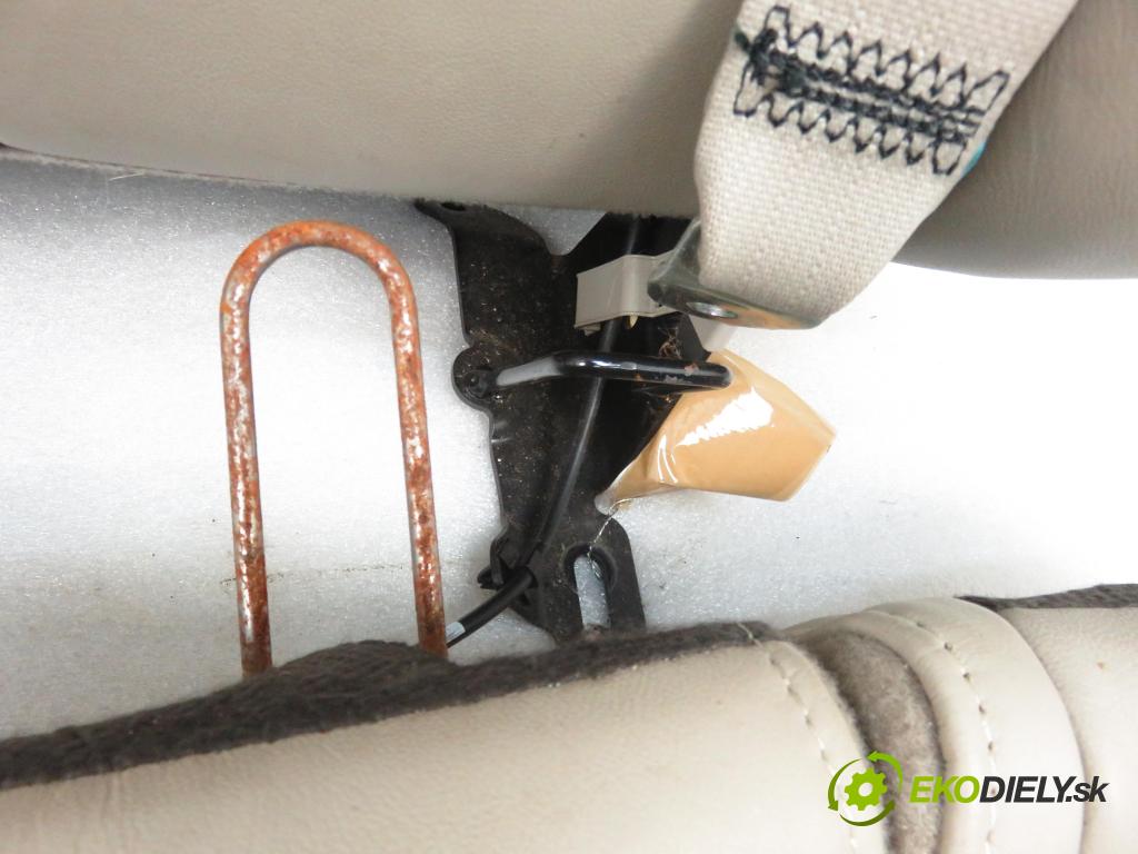 MAZDA CX-7 (ER) SUV 2011 0,00 2.2 MZR-CD AWD - R2AA 2184,00 Sedadlá, sedačky
