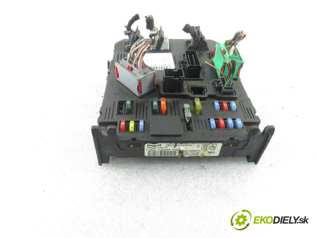 CITROEN C3 I (FC_) HB 2004 50,00 1.4 HDi 8V - 8HX 1398,00 MODUL BSI S118085200J ; 9652474480