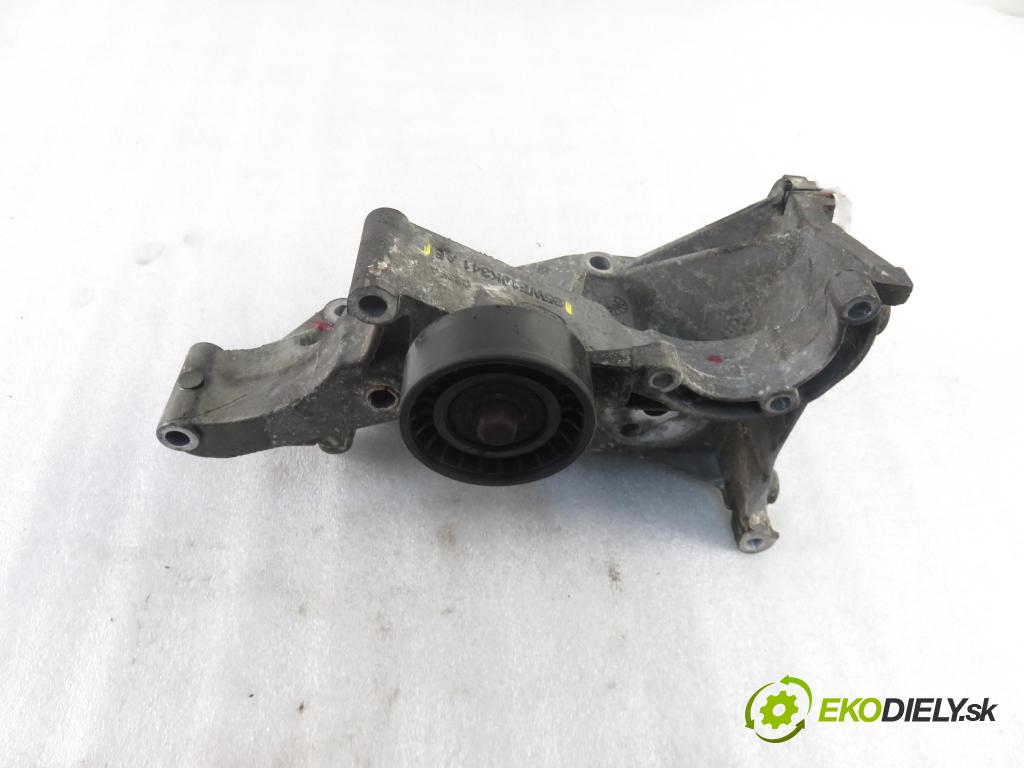 FORD GALAXY (WGR) VAN 2000 107,00 2.3 16V DOHC 146 - E5SA 2295,00 uchycení alternátora 95WF19K341AE