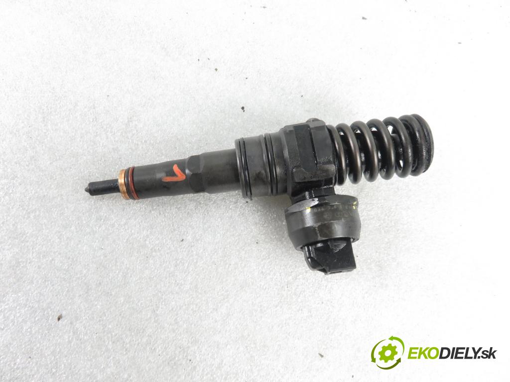 VW PASSAT B6 Variant (3C5) KOMBI 2005 77,00 1.9 TDI - BKC 1896,00 Vstrekovač 038130073AG ; 0414720215 (Vstrekovače)