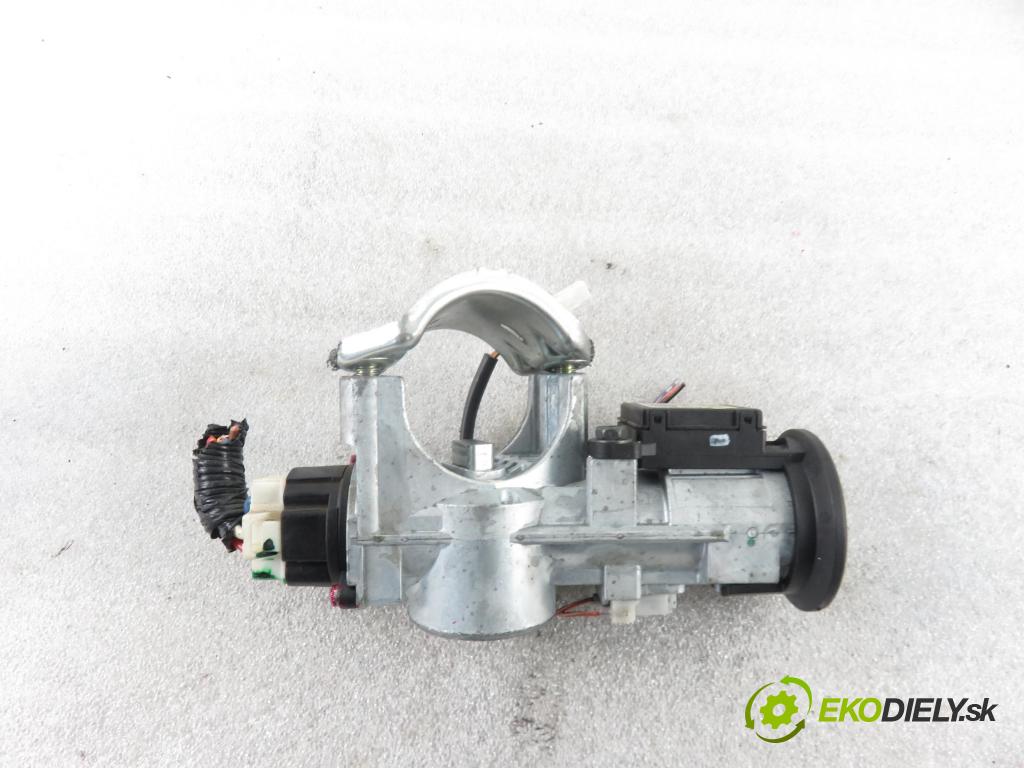 NISSAN NOTE (E11, NE11) MINIVAN 2011 65,00 1.4 - CR14DE 1386,00 spinačka N0502823 ; 28590AX600 ; 5WK46550 (Spínacie skrinky a kľúče)