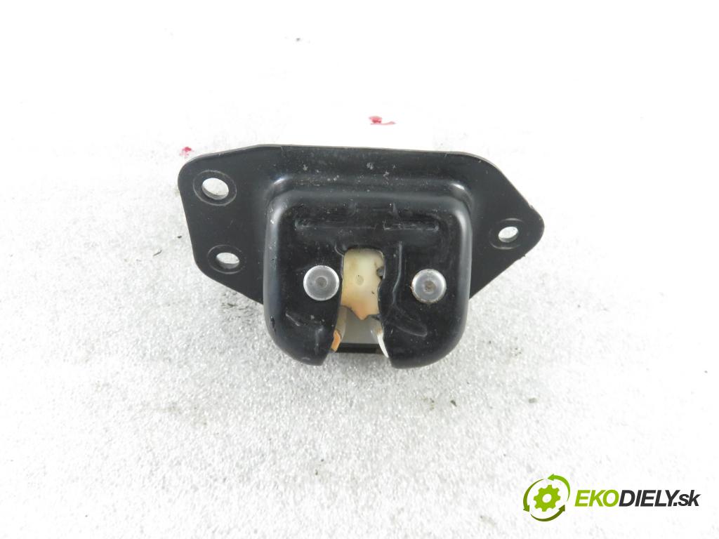 NISSAN NOTE (E11, NE11) MINIVAN 2011 65,00 1.4 - CR14DE 1386,00 zámok dveří kufr EL.