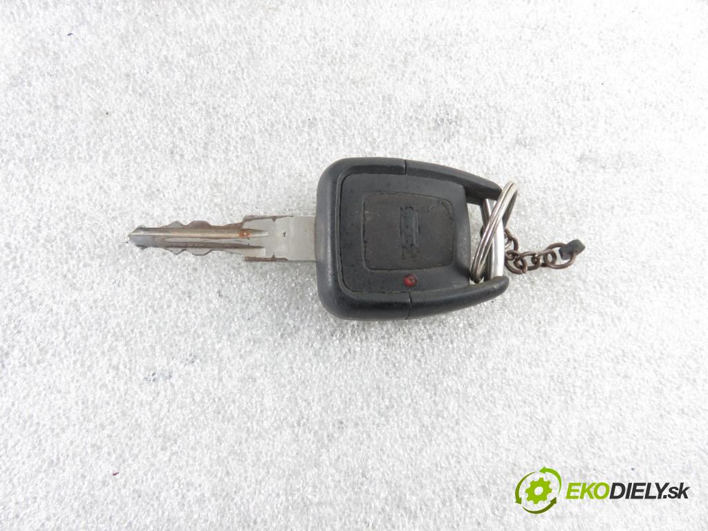 OPEL ASTRA G Кabriolet (F67) CABRIO 2003 76,00 1.6 103 - Z 16 XEP 1598,00 spinačka 90589389 ; 24445098 ; 5WK4763 (Spínacie skrinky a kľúče)