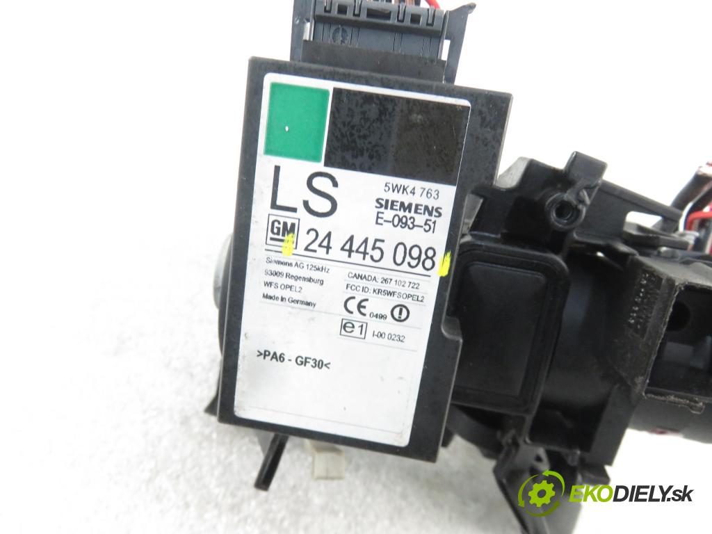 OPEL ASTRA G Кabriolet (F67) CABRIO 2003 76,00 1.6 103 - Z 16 XEP 1598,00 spinačka 90589389 ; 24445098 ; 5WK4763 (Spínacie skrinky a kľúče)