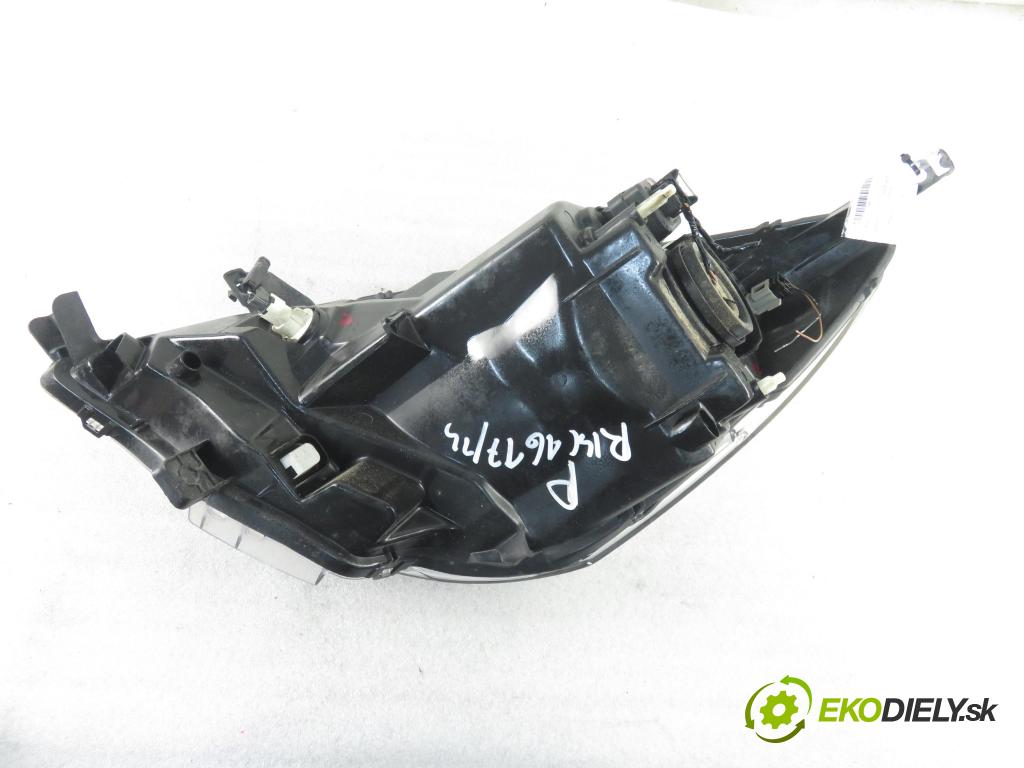 NISSAN NOTE (E11, NE11) MINIVAN 2011 65,00 1.4 - CR14DE 1386,00 Svetlo PP