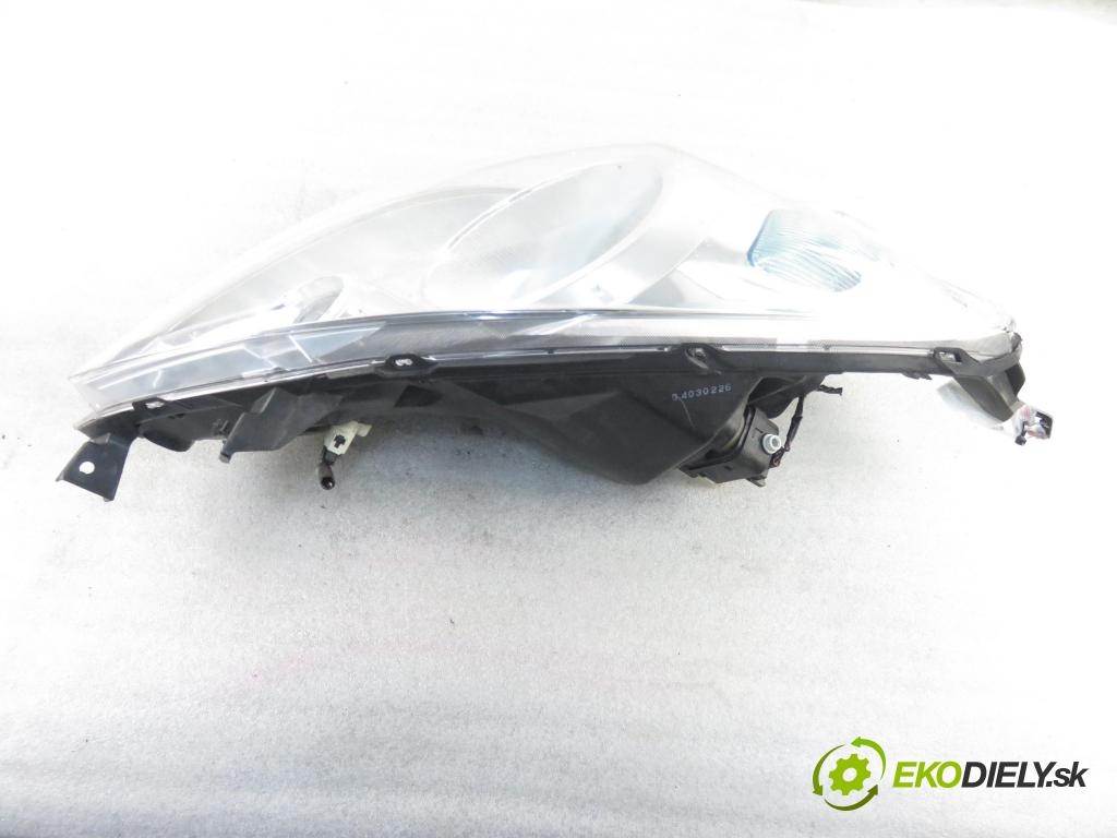 NISSAN NOTE (E11, NE11) MINIVAN 2011 65,00 1.4 - CR14DE 1386,00 Svetlo PP