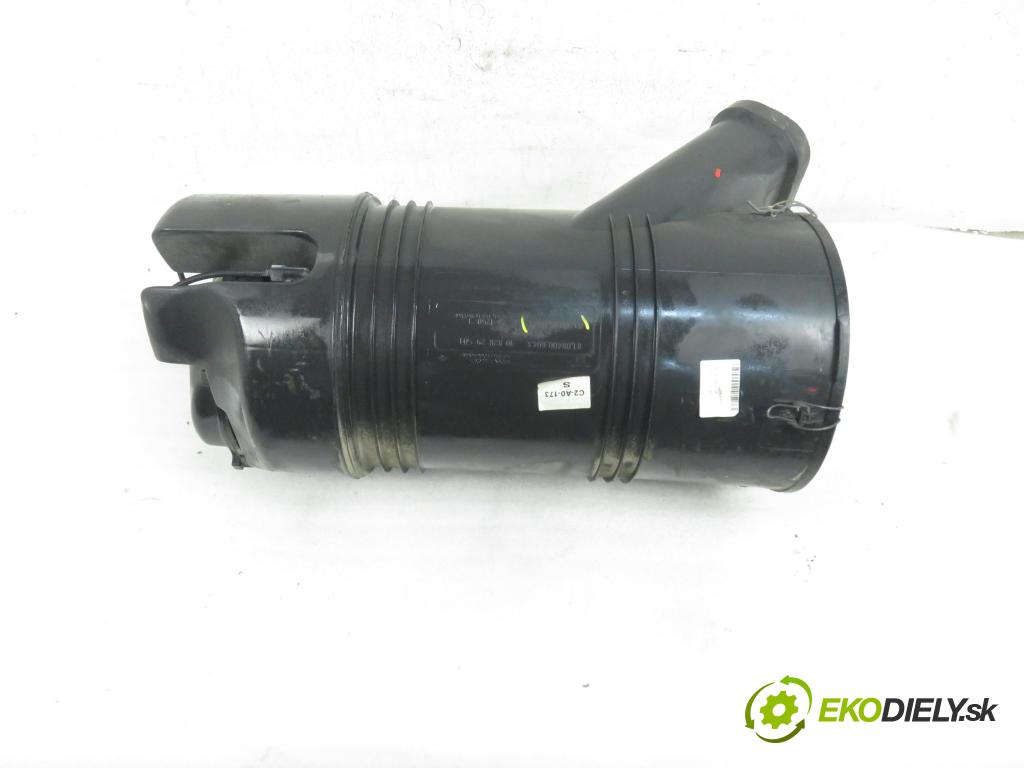 MAN TGX I CIĄGNIK SIODŁOWY 2014 353,00 18.480 - D 2676 LF 25 12419,00 Obal filtra vzduchu 81084050021 (Obaly filtrov vzduchu)