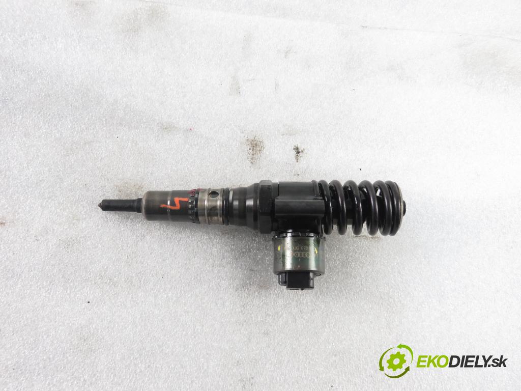 VW TOURAN (1T1, 1T2) MINIVAN 2004 100,00 2.0 TDI PD 16V 136 - AZV 1968,00 Vstrekovač 03G130073B ; 0414720403 (Vstrekovače)