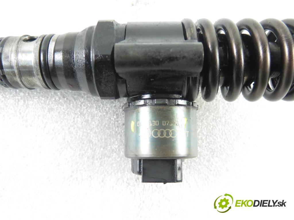 VW TOURAN (1T1, 1T2) MINIVAN 2004 100,00 2.0 TDI PD 16V 136 - AZV 1968,00 Vstrekovač 03G130073B ; 0414720403 (Vstrekovače)