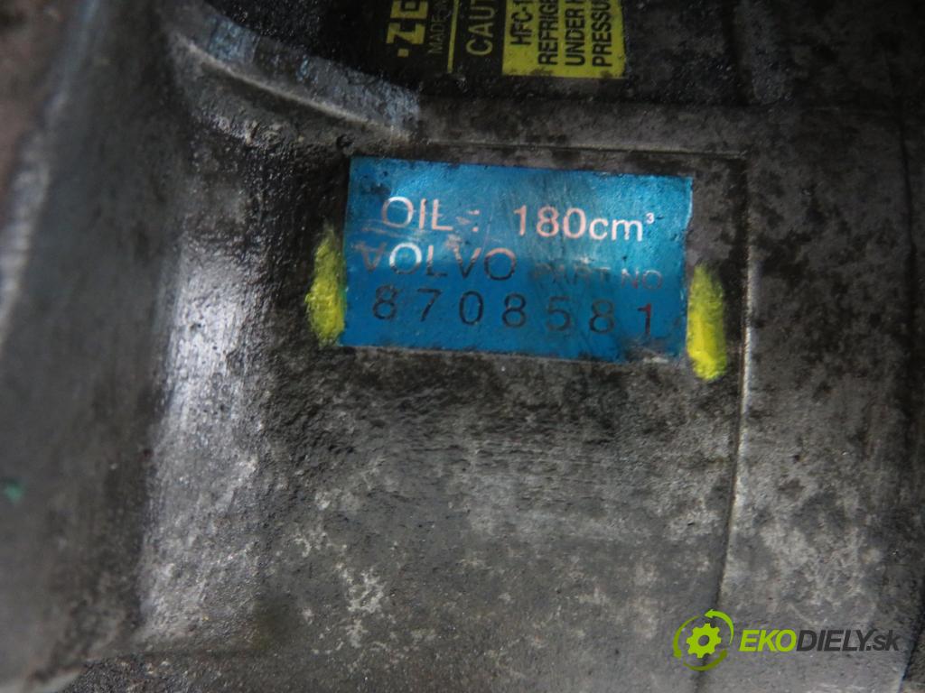 VOLVO S60 I (384) SEDAN 2004 120,00 2.4 D5 - D 5244 T 2401,00 KOMPRESOR: klimatizace 8708581 (Kompresory)