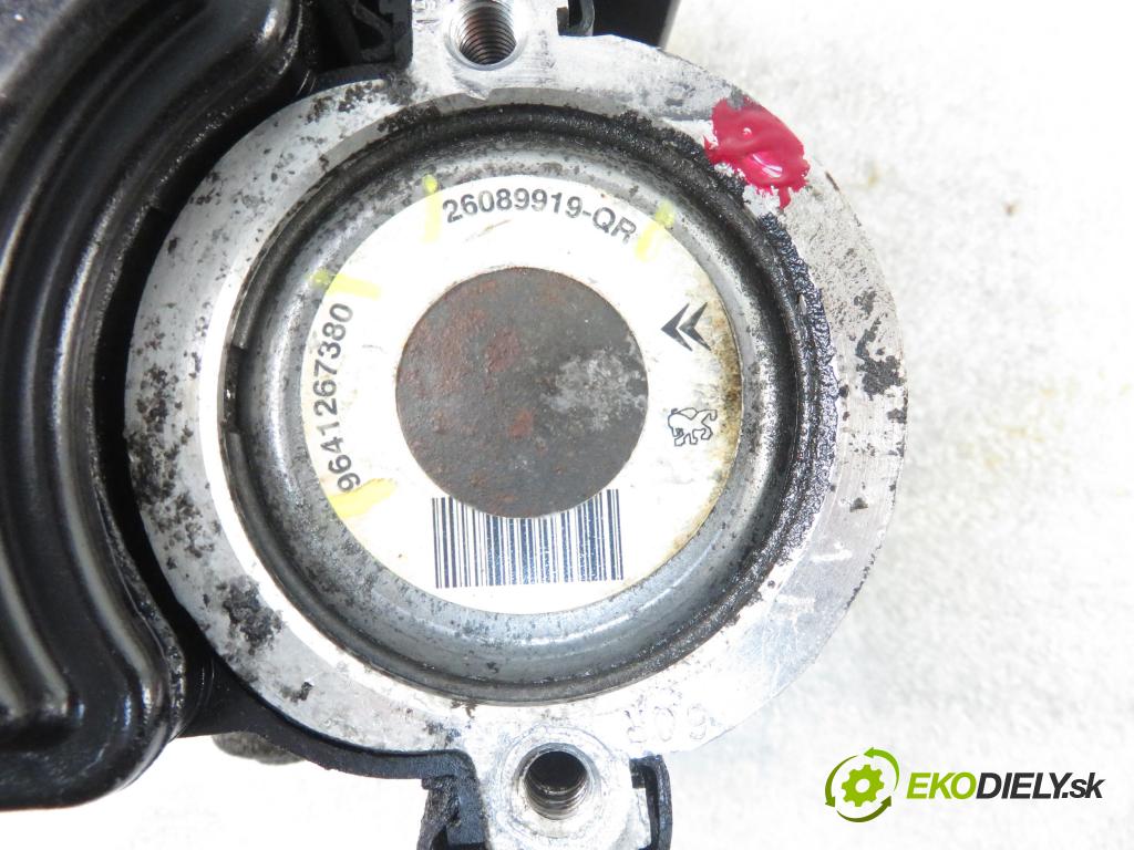 CITROEN XSARA (N1) LIFTBACK 2001 80,00 1.6 16V 109 - NFU 1587,00 Pumpa servočerpadlo 9641267380 ; 26089919QR (Servočerpadlá, pumpy riadenia)