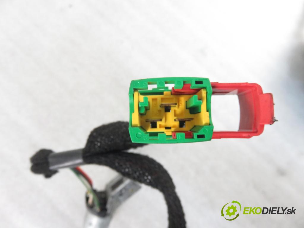 PEUGEOT 307 (3A/C) HB 2002 66,00 2.0 HDi 90 - RHY (DW10TD) 1997,00 spinačka 36353100 (Spínacie skrinky a kľúče)