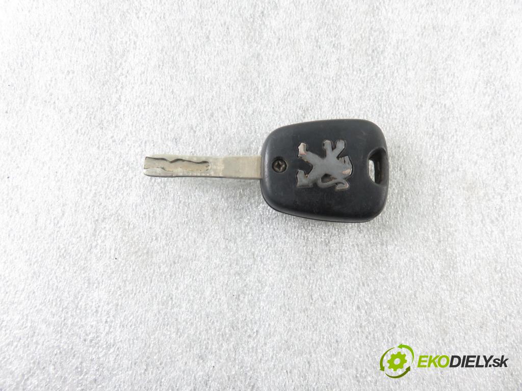 PEUGEOT 307 (3A/C) HB 2002 66,00 2.0 HDi 90 - RHY (DW10TD) 1997,00 spinačka 36353100 (Spínacie skrinky a kľúče)