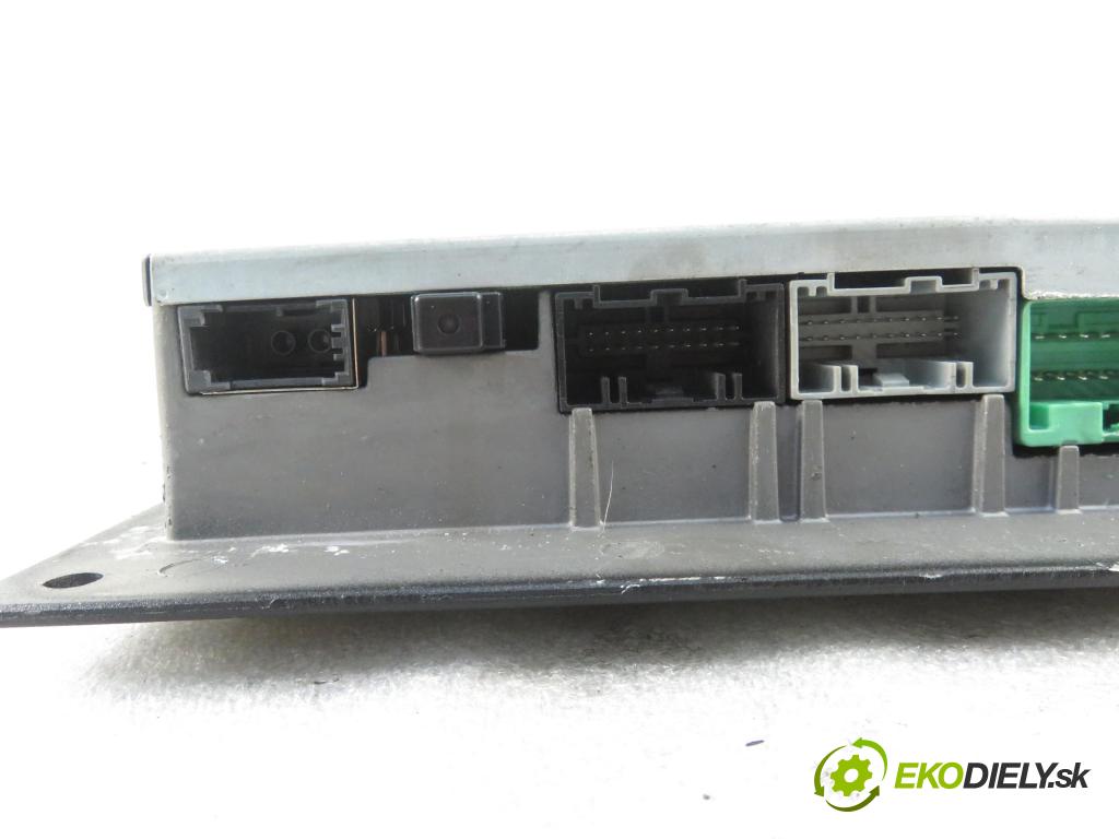 LAND ROVER RANGE ROVER III (L322) SUV 2006 130,00 3.0 D 4x4 - 306D1 2926,00 Zosilňovač XQK500105 (Zosilňovače)