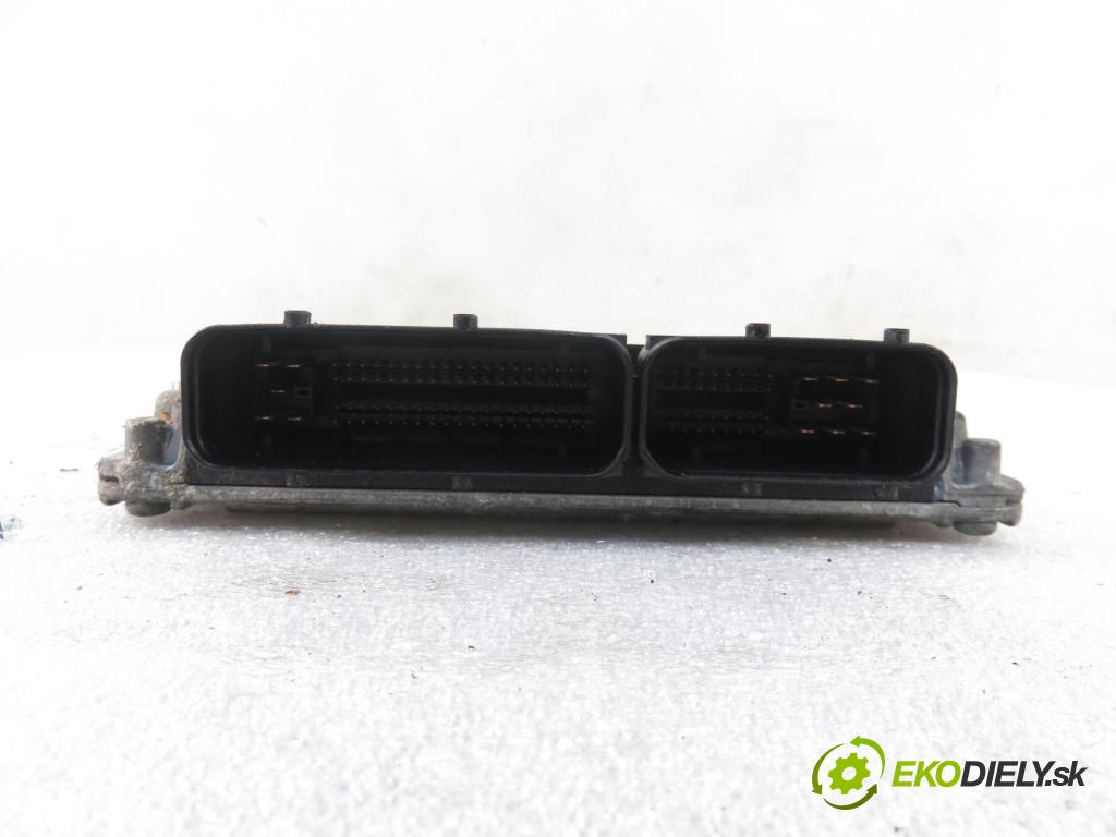 SKODA FABIA I (6Y2) HB 2002 44,00 1.4 MPi 60 - AZE 1397,00 Riadiaca jednotka Motor 047906033J ; 5WP4018112
