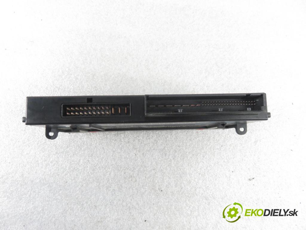 BMW 3 (E90) SEDAN 2007 105,00 318 d 143 - N47 D20 A 1995,00 MODUL komfortu 532399243 ; 9176880