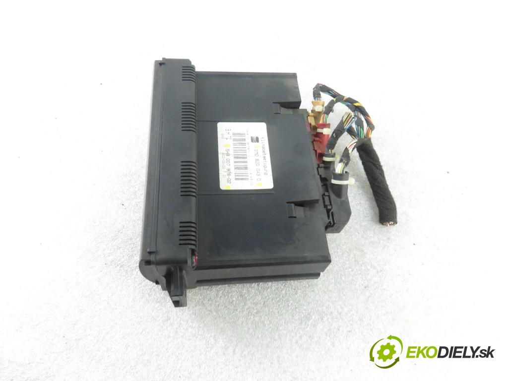 SEAT TOLEDO II (1M2) SEDAN 2003 77,00 1.6 16V - BCB 1598,00 Panel kúrenia KLIMATRONIK 1M0820043D ; 5HB00797802