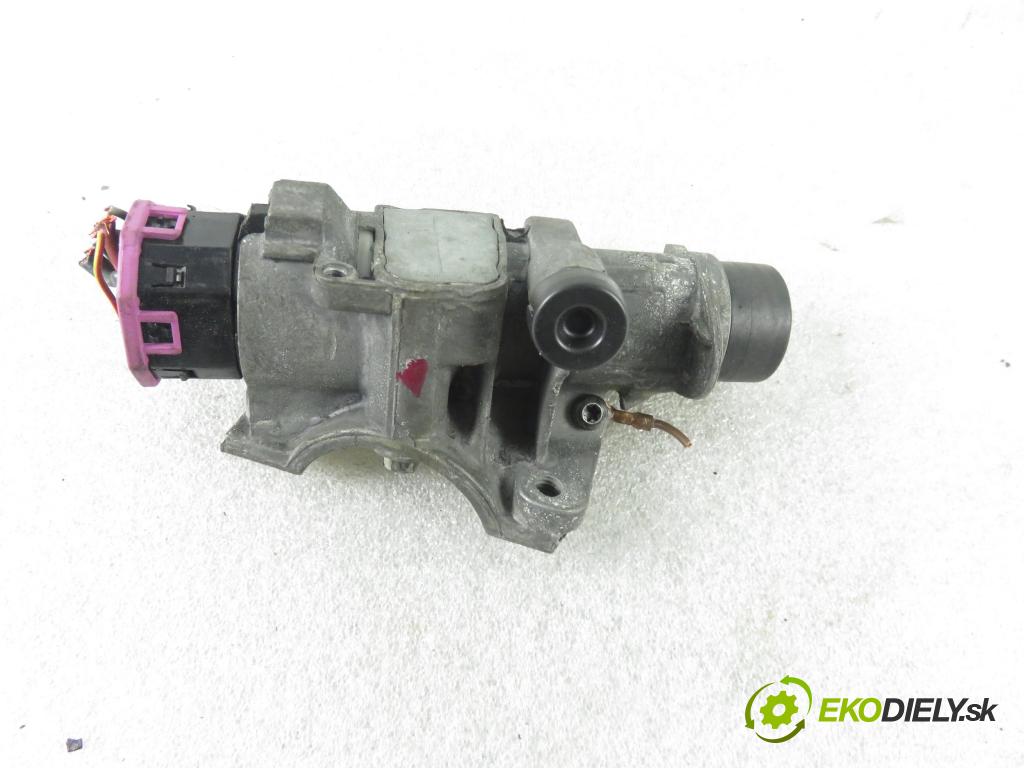 AUDI TT (8N3) COUPE 1998 132,00 1.8 T - AJQ 1781,00 spinačka 4B0905851B (Spínacie skrinky a kľúče)