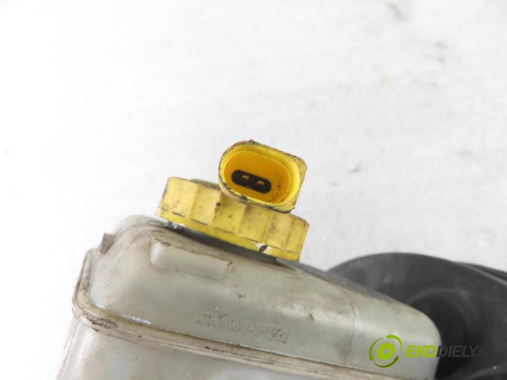 VW GOLF IV (1J1) HB 2003 74,00 1.9 TDI PD 101 - ATD 1896,00 Posilovač 1J1614105S ; 03786435034 (Servočerpadlá, pumpy riadenia)