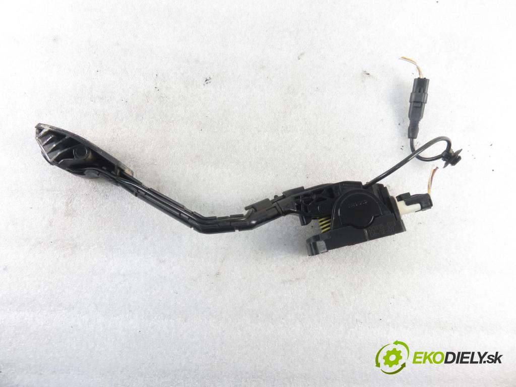 PEUGEOT 407 SW (6E_) KOMBI 2007 100,00 2.0 HDi 135 - RHR 1997,00 Potenciometer plynu 9650341780 ; 0280755012 (Pedále)