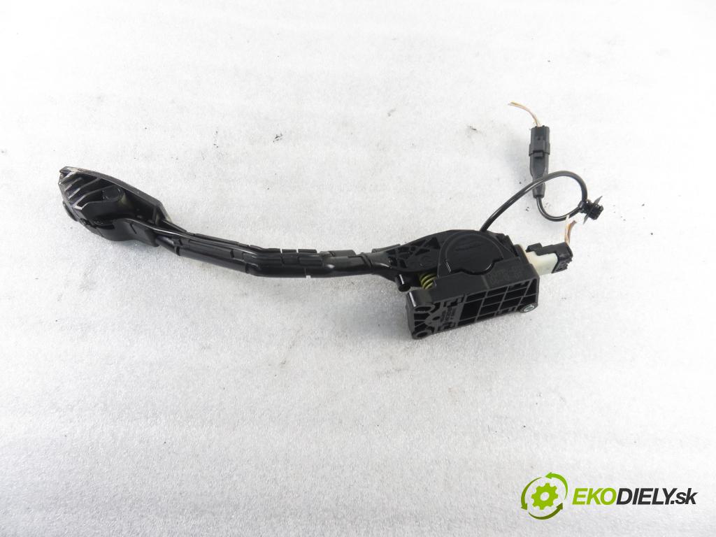 PEUGEOT 407 SW (6E_) KOMBI 2007 100,00 2.0 HDi 135 - RHR 1997,00 Potenciometer plynu 9650341780 ; 0280755012 (Pedále)