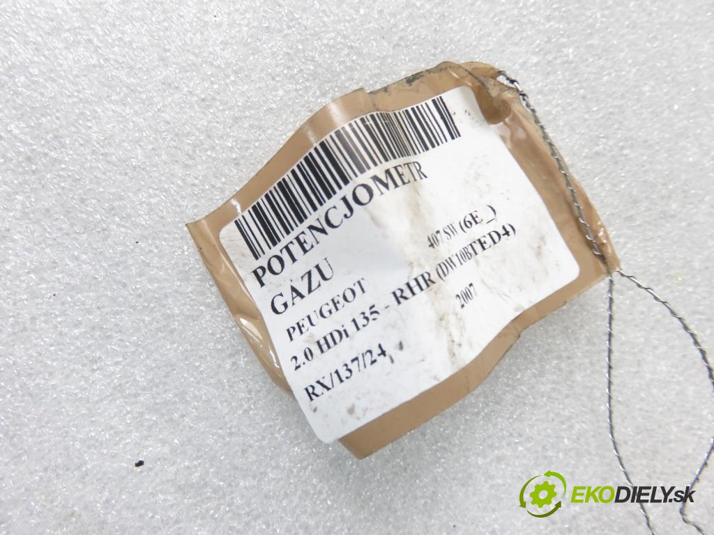 PEUGEOT 407 SW (6E_) KOMBI 2007 100,00 2.0 HDi 135 - RHR 1997,00 Potenciometer plynu 9650341780 ; 0280755012 (Pedále)