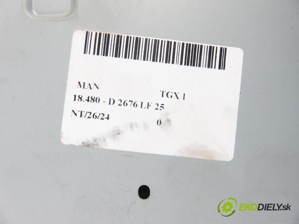MAN TGX I CIĄGNIK SIODŁOWY 2014 353,00 18.480 - D 2676 LF 25 12419,00 RADIO CD 81281006017 ; 7620000064