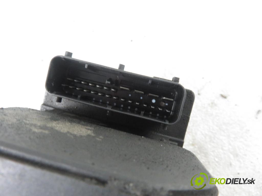 AUDI A4 (8D2, B5) SEDAN 1998 66,00 1.9 TDI - AHU 1896,00 Pumpa ABS  0273004281 ; 0265216559 (Pumpy ABS)