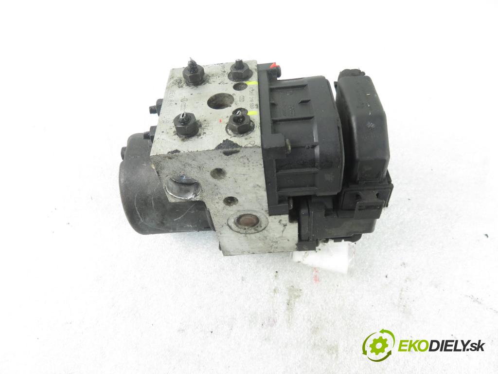 AUDI A4 (8D2, B5) SEDAN 1998 66,00 1.9 TDI - AHU 1896,00 Pumpa ABS 0273004281 ; 0265216559 (Pumpy ABS)