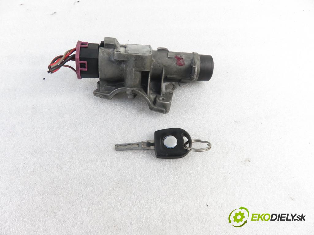 VW GOLF IV (1J1) HB 2003 74,00 1.9 TDI PD 101 - ATD 1896,00 spinačka 4B0905851C (Spínacie skrinky a kľúče)