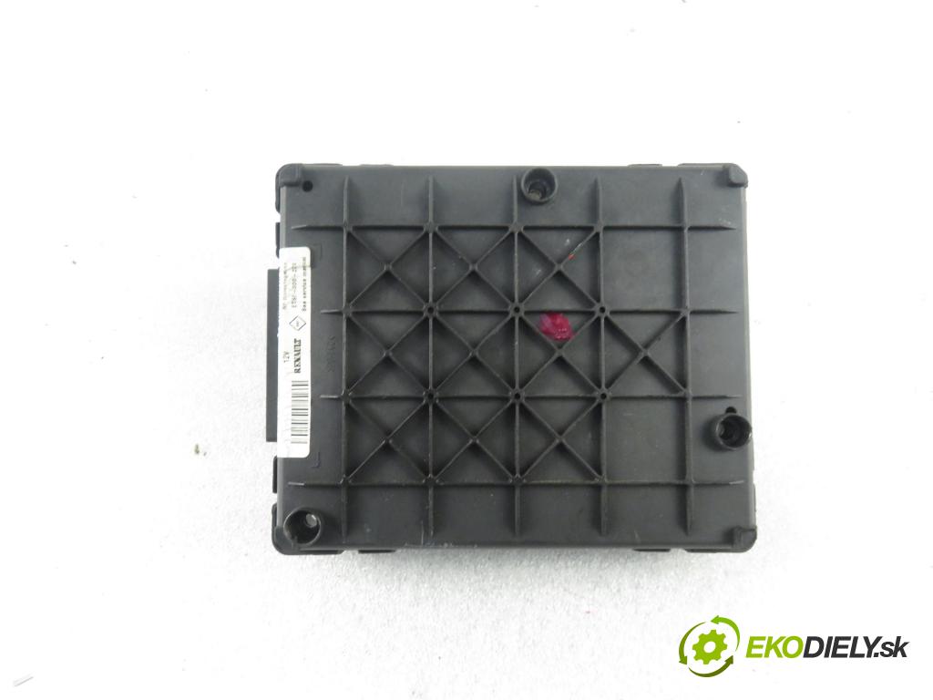 RENAULT SCENIC I (JA0/1_) MINIVAN 2002 75,00 1.9 dCi 102 - F9Q 732 1870,00 MODUL BSI 8200029342B ; S108502610G