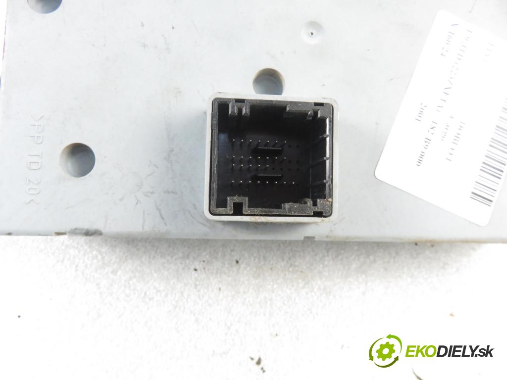 FIAT DOBLO Cargo (223_) FURGON 2001 74,00 1.9 JTD 100 - 182 B9.000 1910,00 MODUL BSI 46812231