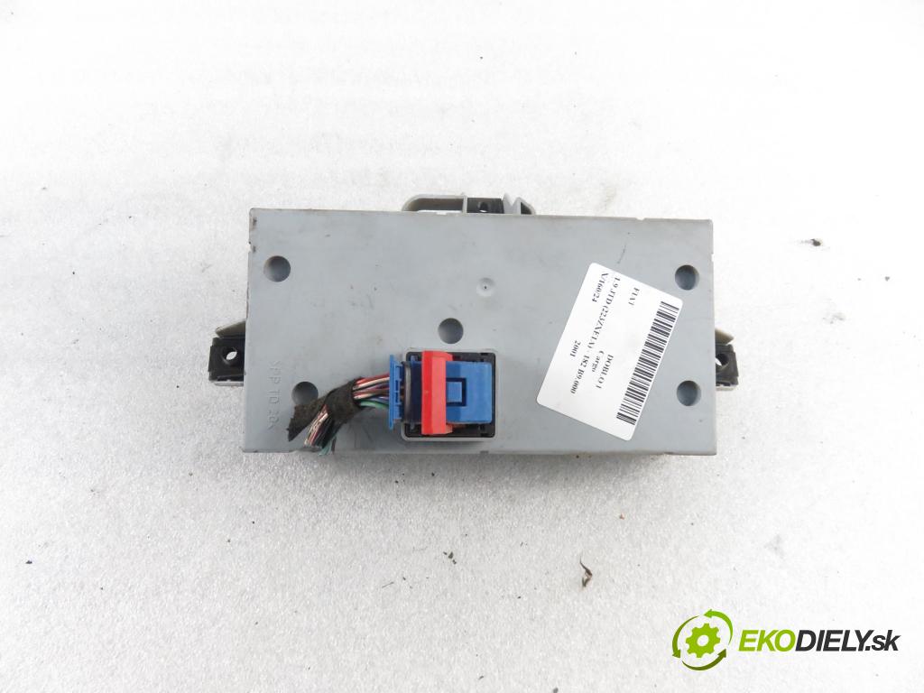 FIAT DOBLO Cargo (223_) FURGON 2001 74,00 1.9 JTD 100 - 182 B9.000 1910,00 MODUL BSI 46812231