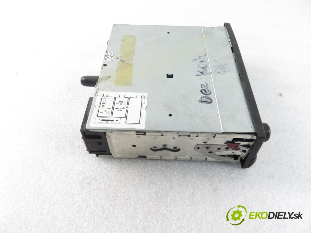 VW POLO (9N_) HB 2003 40,00 1.2 6V 54 - AWY 1198,00 RADIO Modul 6X0035153