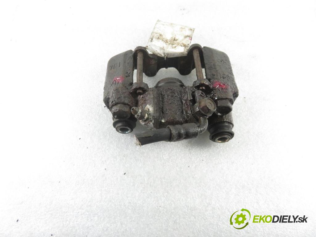 TOYOTA RAV 4 II (_A2_) SUV 2003 85,00 2.0 D-4D 4WD 116 - 1CD-FTV 1995,00 Brzdič strmeň pravé zadné