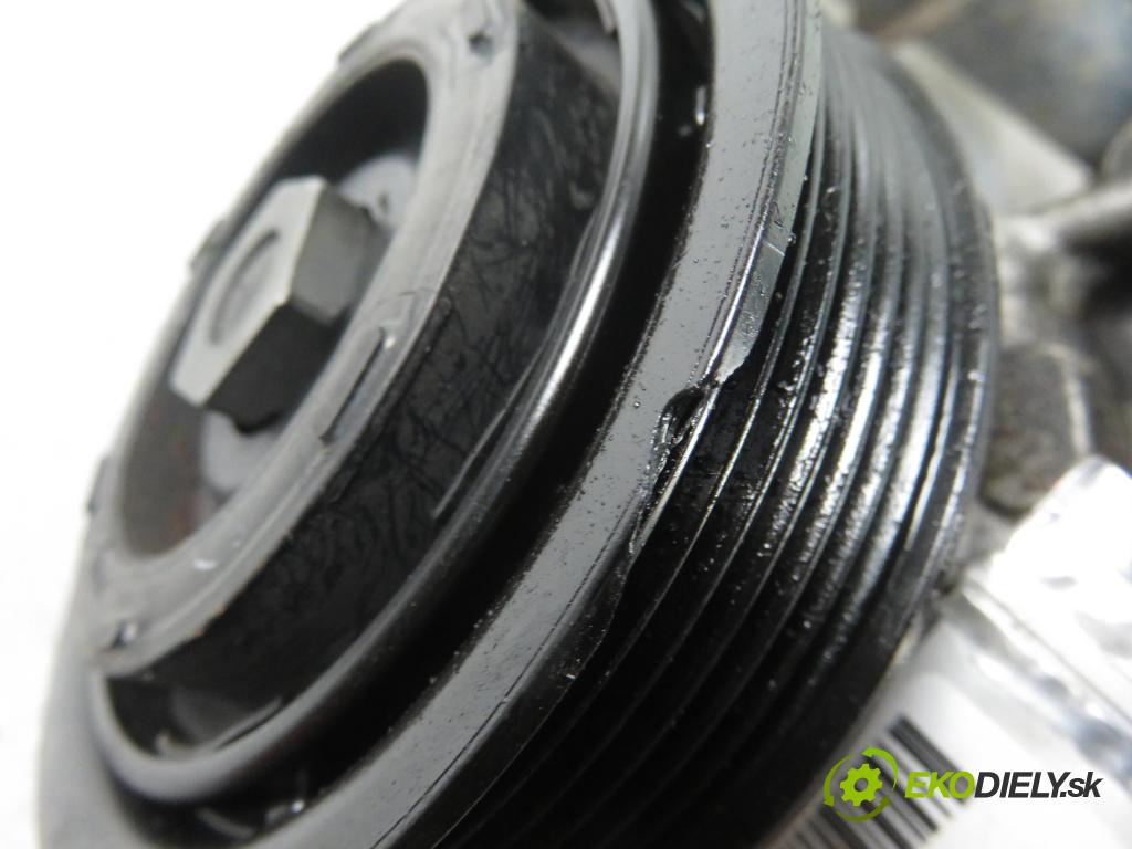 VW GOLF VI (5K1) HB 2012 77,00 1.6 TDI - CAYC 1598,00 KOMPRESOR: klimatizácie 5N0820803F (Kompresory klimatizácie)