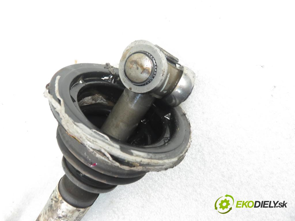 RENAULT LAGUNA II Grandtour (KG0/1_) KOMBI 2002 74,00 1.9 dCi 107 - F9Q 754 1870,00 Poloos LP 8200079913
