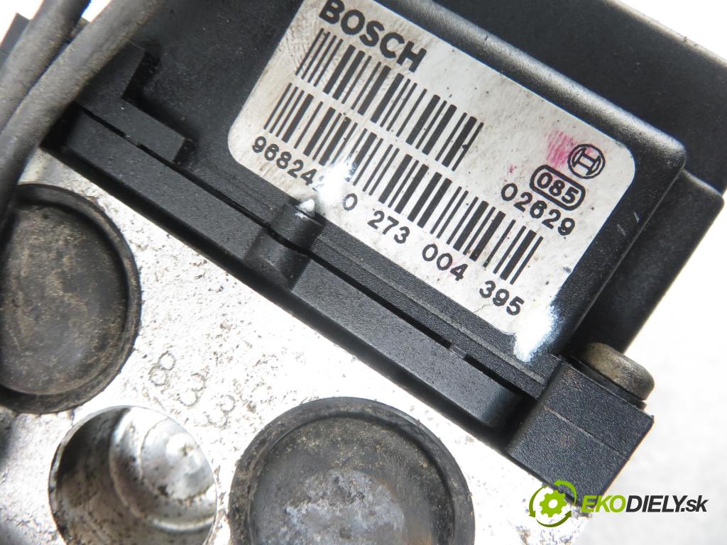 RENAULT SCENIC I (JA0/1_) MINIVAN 1999 79,00 1.6 16V 107 - K4M 700 1598,00 Pumpa ABS 0273004395 ; 7700432643 ; 0265216732 (Pumpy ABS)