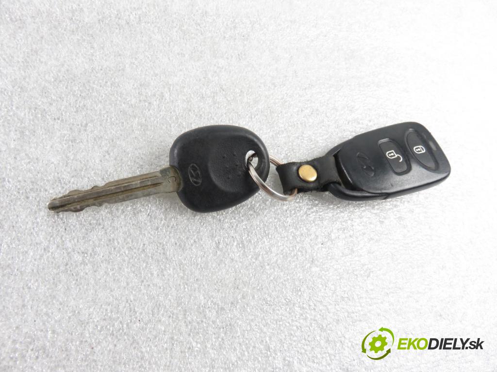 HYUNDAI SANTA FÉ II (CM) SUV 2006 110,00 2.2 CRDi GLS 4x4 150 - D4EB 2188,00 spinačka  (Spínacie skrinky a kľúče)