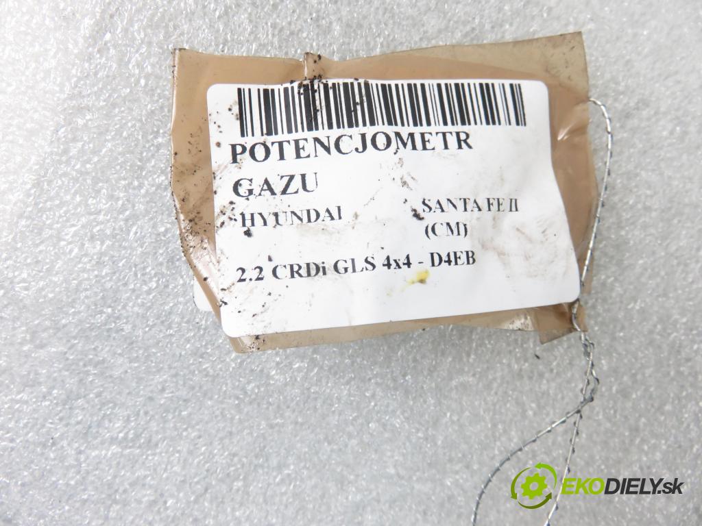 HYUNDAI SANTA FÉ II (CM) SUV 2006 110,00 2.2 CRDi GLS 4x4 150 - D4EB 2188,00 Potenciometer plynu 327262B100 (Pedále)