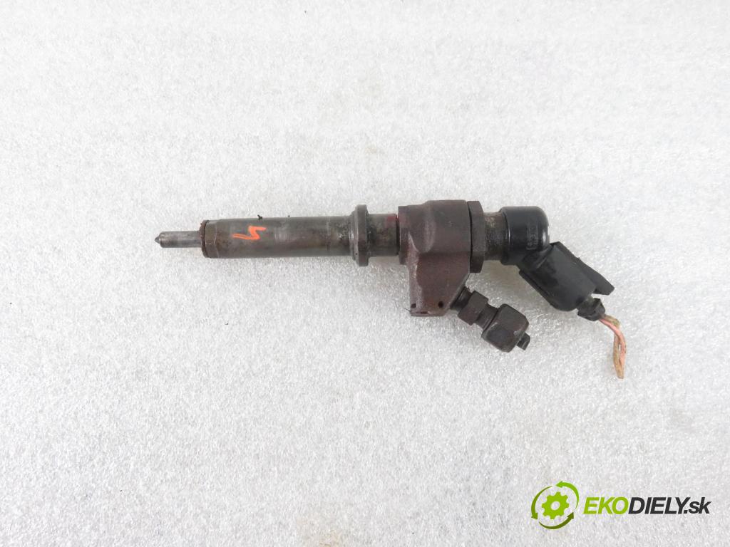 PEUGEOT PARTNER Skrzynia (5_, G_) FURGON 2006 66,00 2.0 HDi - RHY (DW10TD) 1997,00 vstrekovač 9652173780 (Vstrekovače)