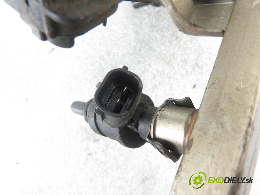 AUDI A3 (8L1) HB 2001 92,00 1.8 - APG 1781,00 Lišta vstrekovacia 06A906031AF ; 06A9006031S (Vstrekovacie lišty)