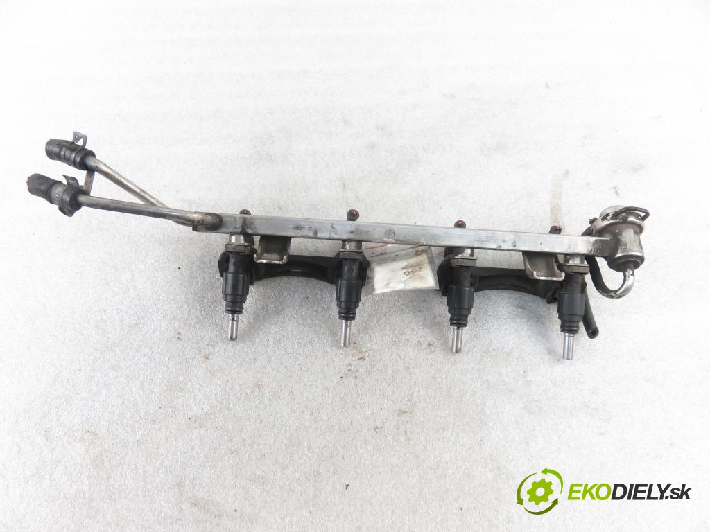 AUDI TT (8N3) COUPE 1998 132,00 1.8 T - AJQ 1781,00 Lišta vstrekovacia 0280155897 ; 06A9006031S (Vstrekovacie lišty)