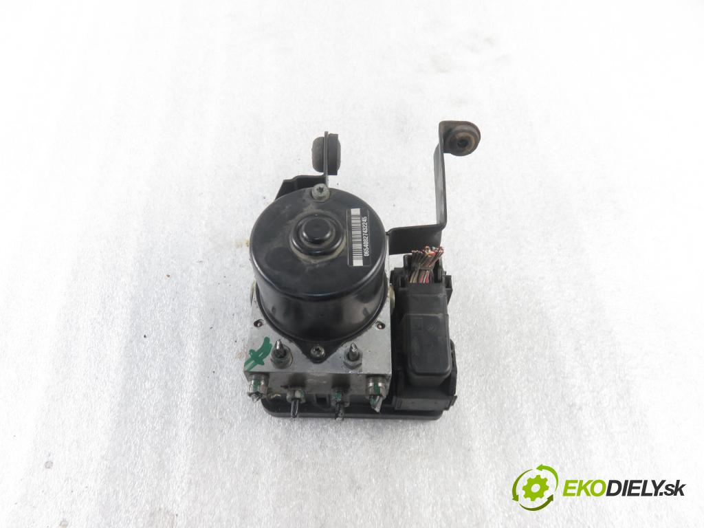 FORD FOCUS II Turnier (DA_, FFS, DS) KOMBI 2005 80,00 1.6 TDCi 109 - G8DE 1560,00 Pumpa ABS 10096001153 ; 3M512C405HA ; 10020601724 (Pumpy ABS)