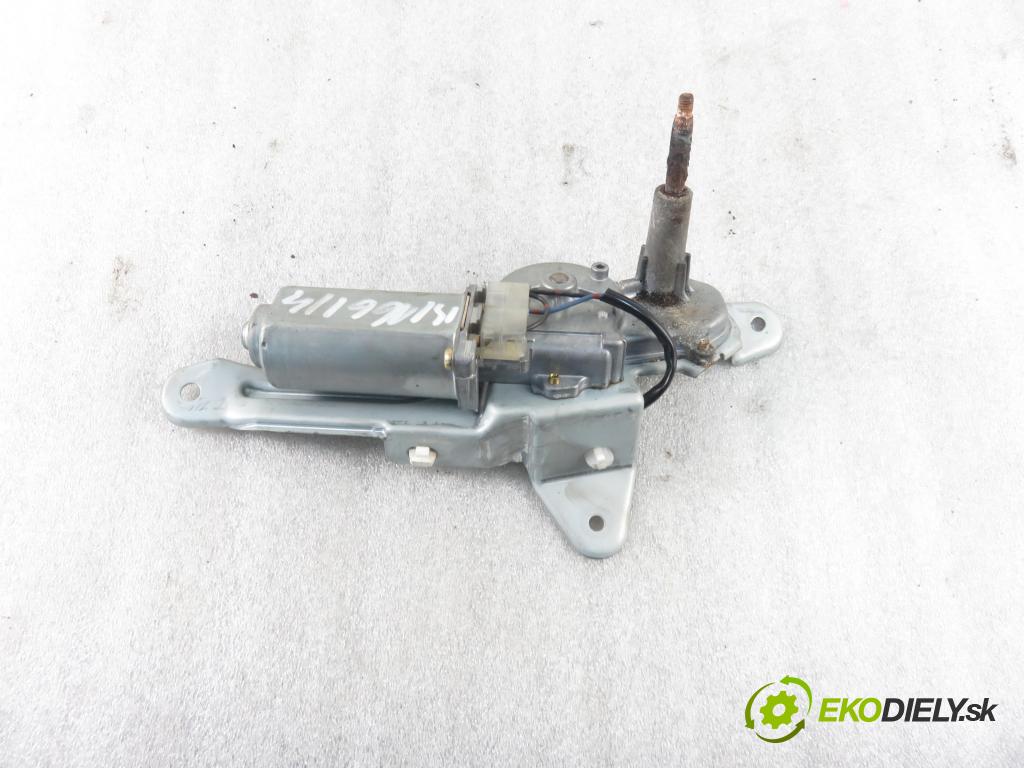TOYOTA YARIS (_P1_) HB 2002 55,00 1.4 D-4D (NLP10_) - 1ND-TV 1364,00 motorek stěrače ZADNÍ: 8513052010 ; 1592004054