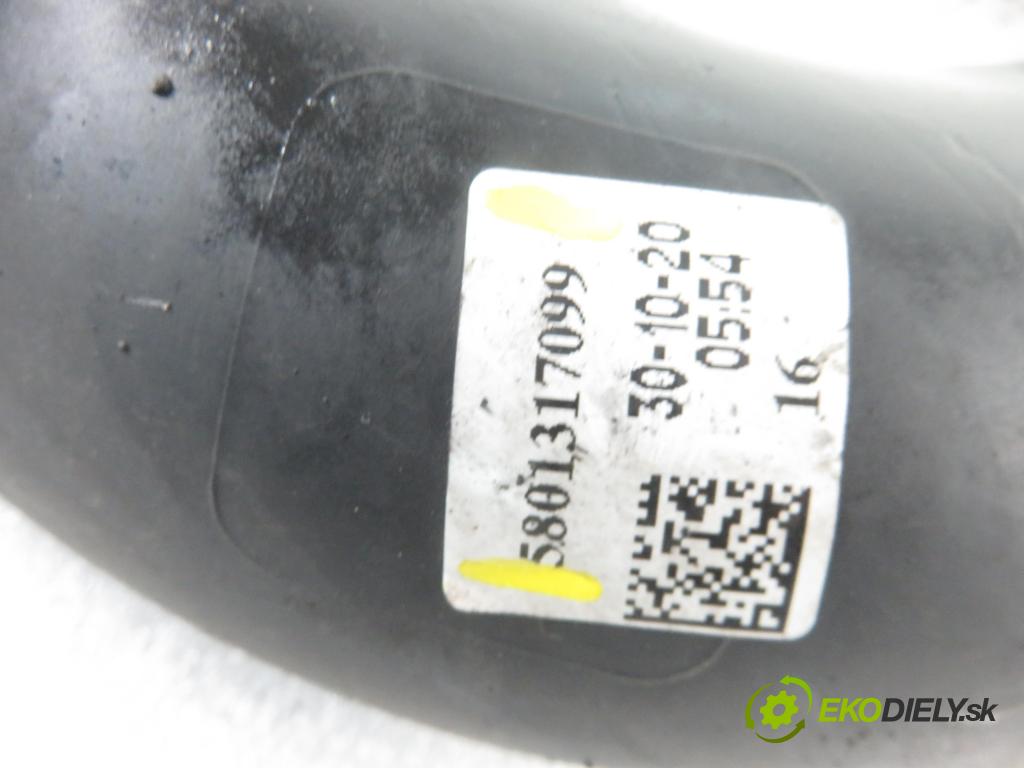 IVECO DAILY VI Furgon FURGON 2020 100,00 3.0 NaturalPower 136 - F1CFA401C 2998,00 Rúra přívodu vzduchu 5801317099