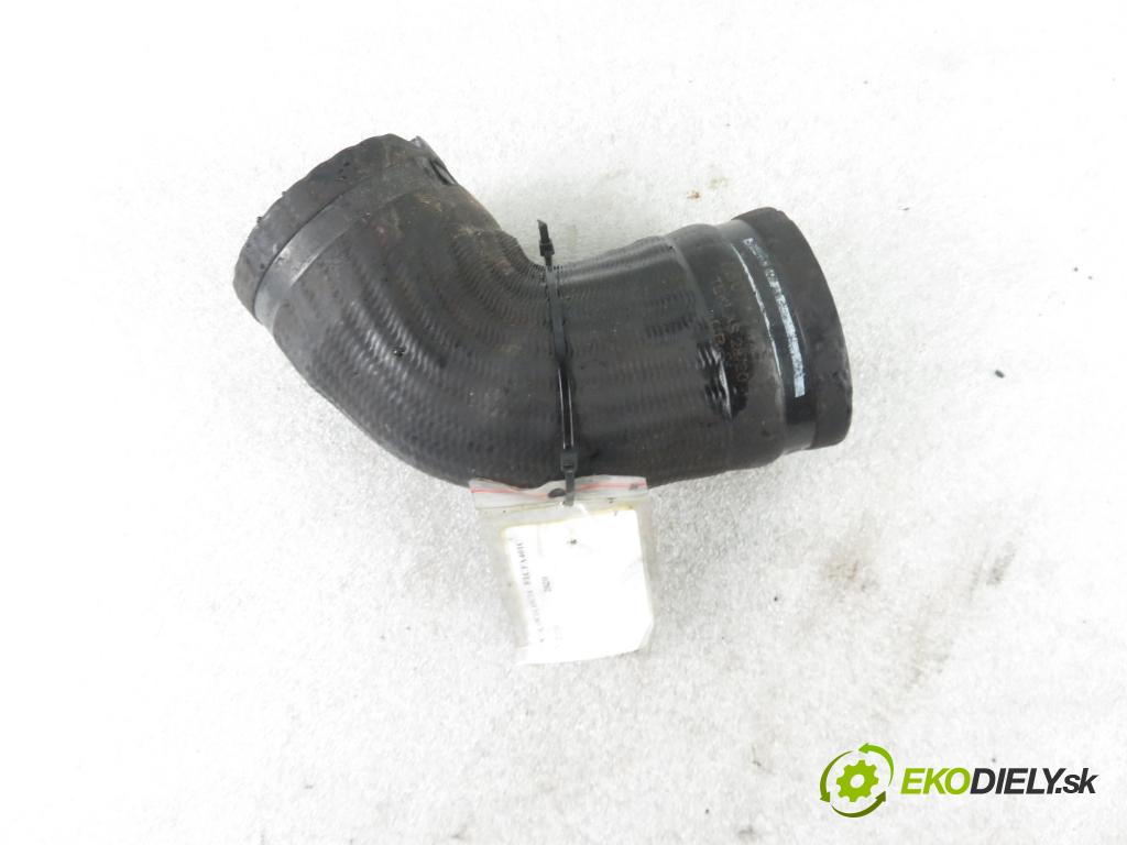 IVECO DAILY VI Furgon FURGON 2020 100,00 3.0 NaturalPower 136 - F1CFA401C 2998,00 Rúra intercoolera turba 5801414273